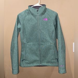 The North Face Women Ironton Windwall Jacket RTO Duck Green Heather Small